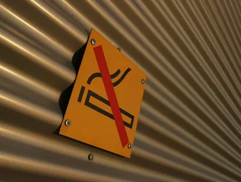 Palenie papierosów przez kobiety w ciąży