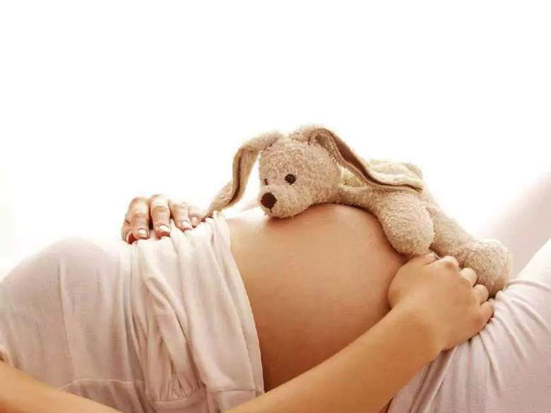 Sen ciężarnej, czyli jak spać, żeby się wysypiać?